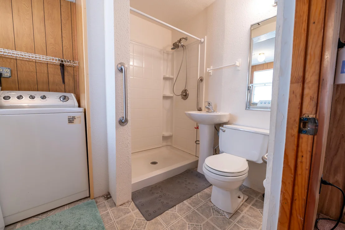 Photo of 1385 Eva Lane