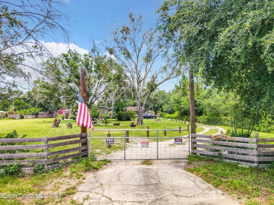 Photo of 9295 Concord Road