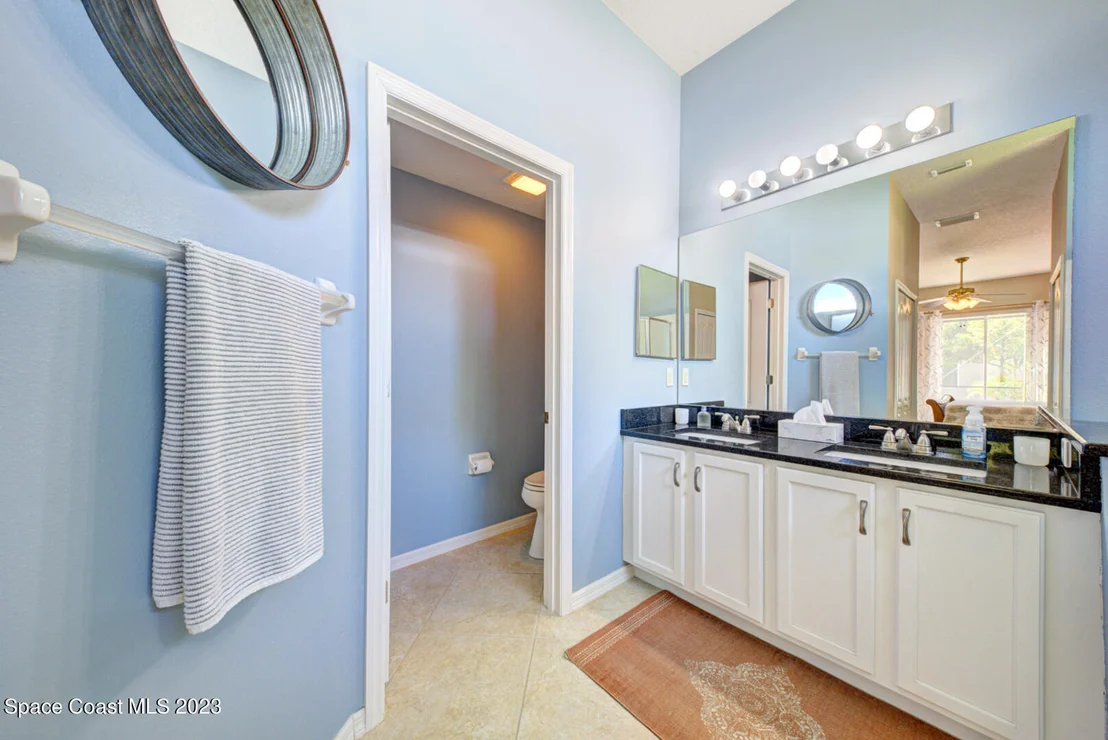 Photo of 1061 Meadowbrook Road NE