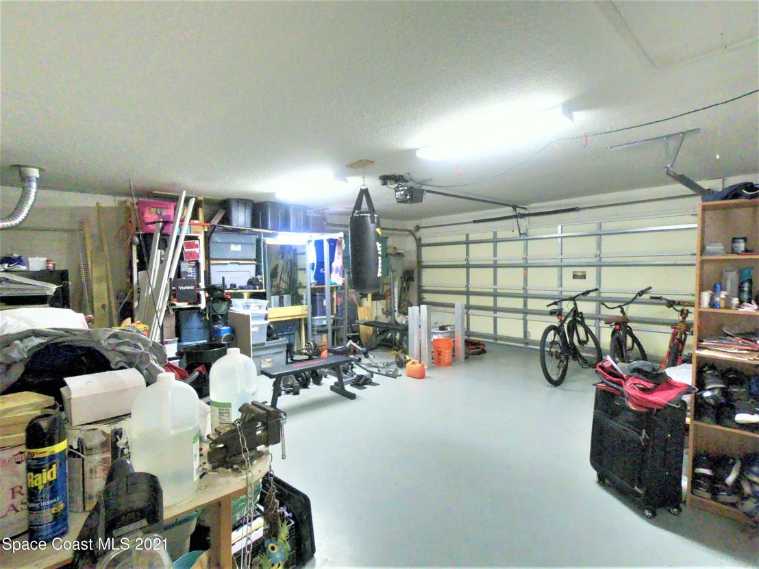 Photo of 1035 Starling Way