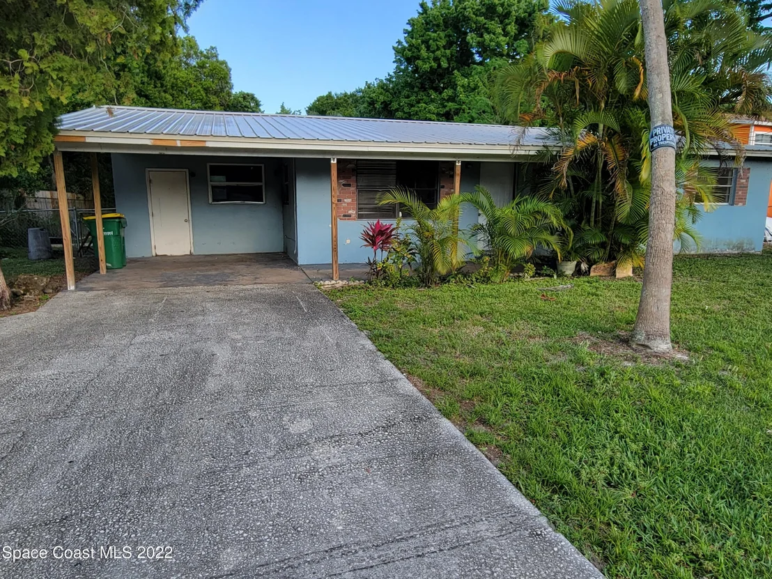 Photo of 344 Bay Avenue