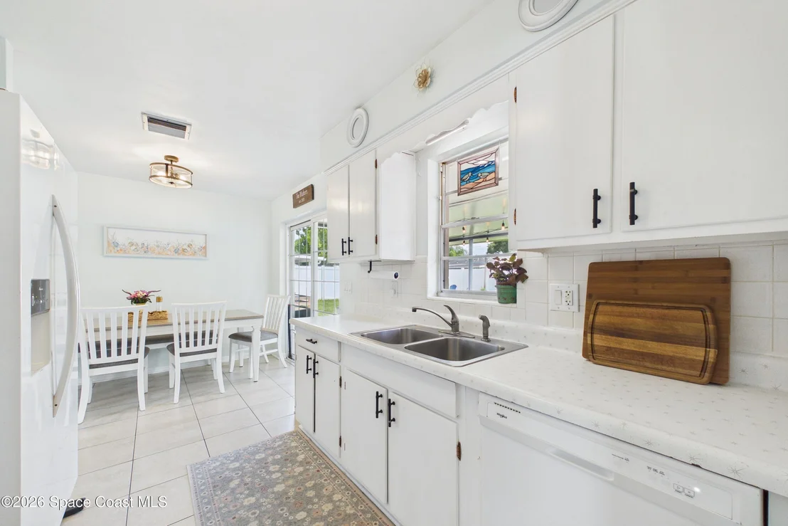 Photo of 2391 Lorna Drive