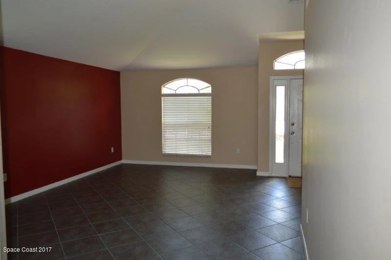 Photo of 594 Sedgewood Circle