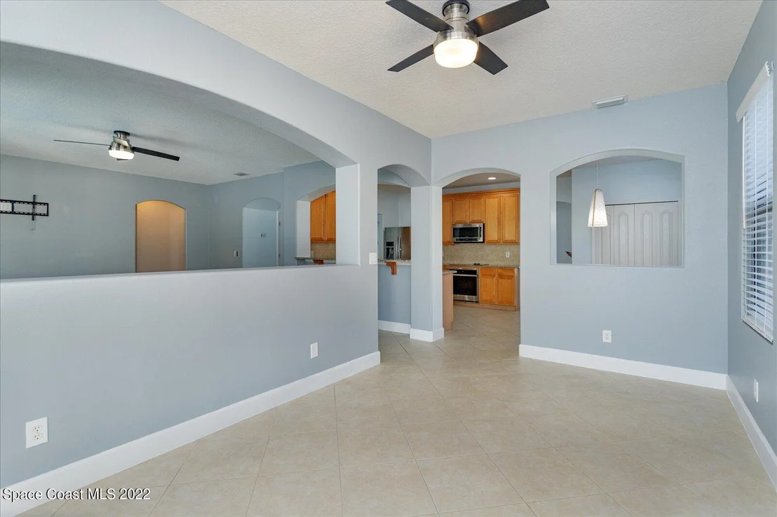 Photo of 1480 Talon Way