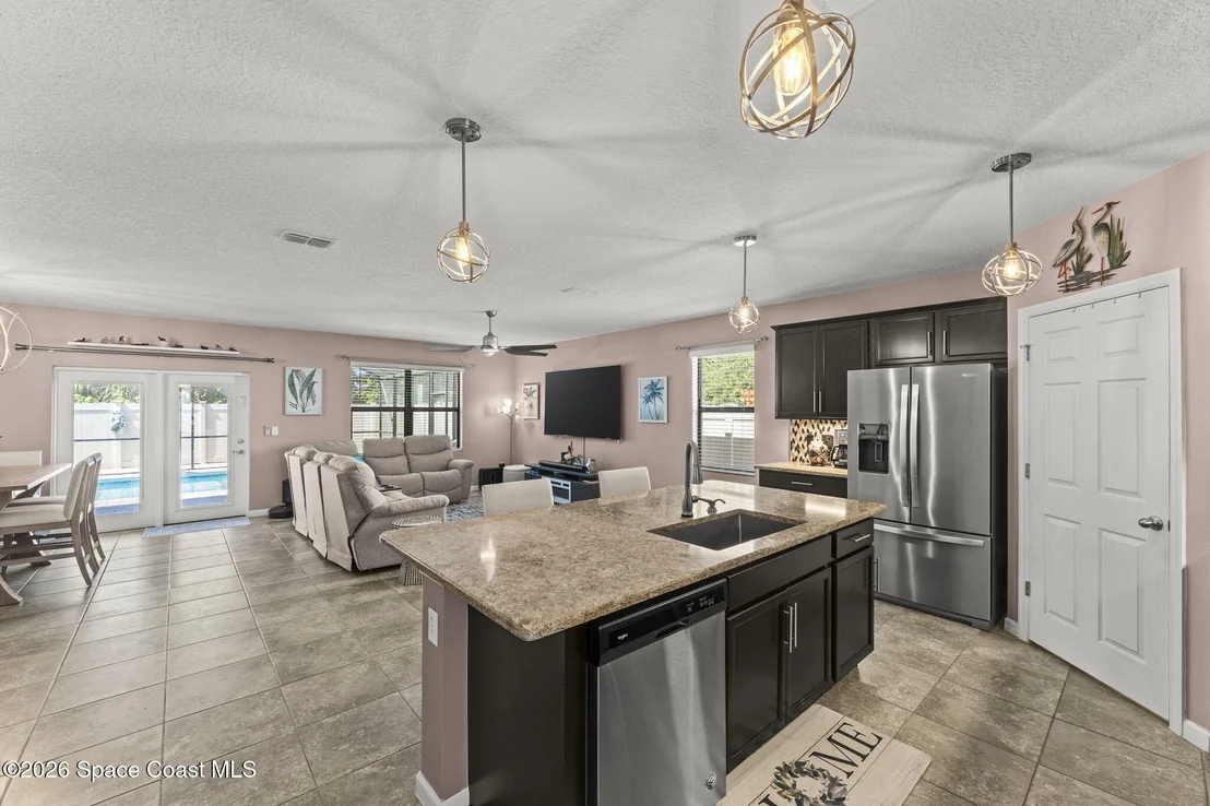 Photo of 618 Coyote Drive