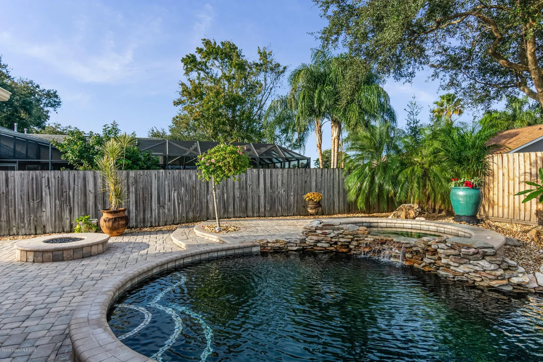 Photo of 3340 Lake View Circle