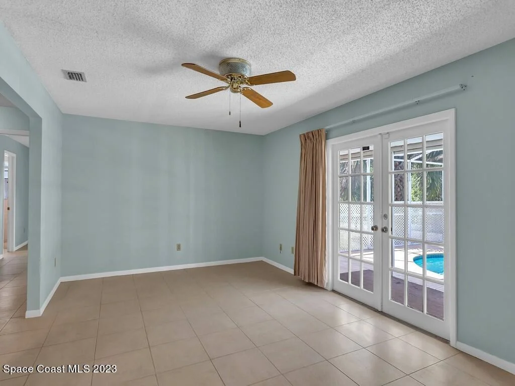Photo of 898 Bermuda Avenue