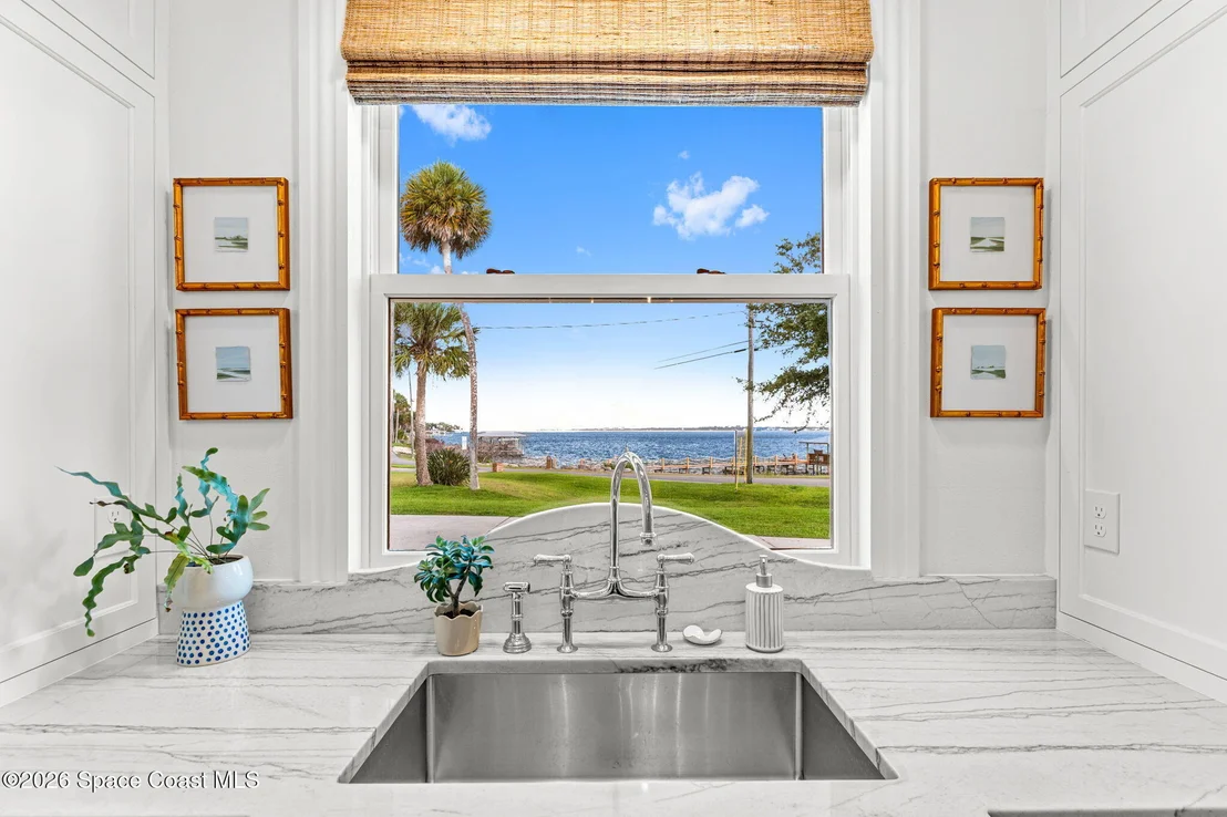 Photo of 1489 Rockledge Drive