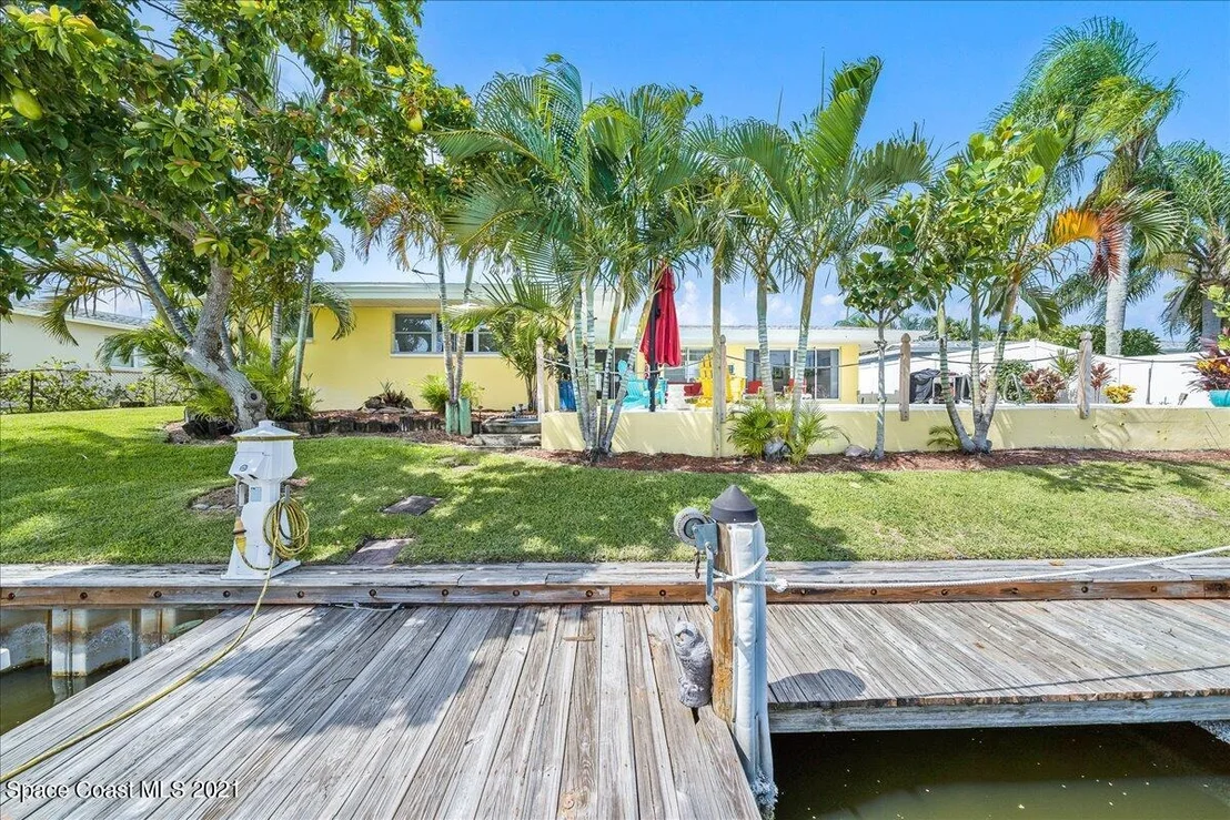 Photo of 458 Sandpiper Drive