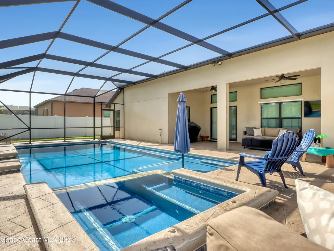 Photo of 1539 Outrigger Circle
