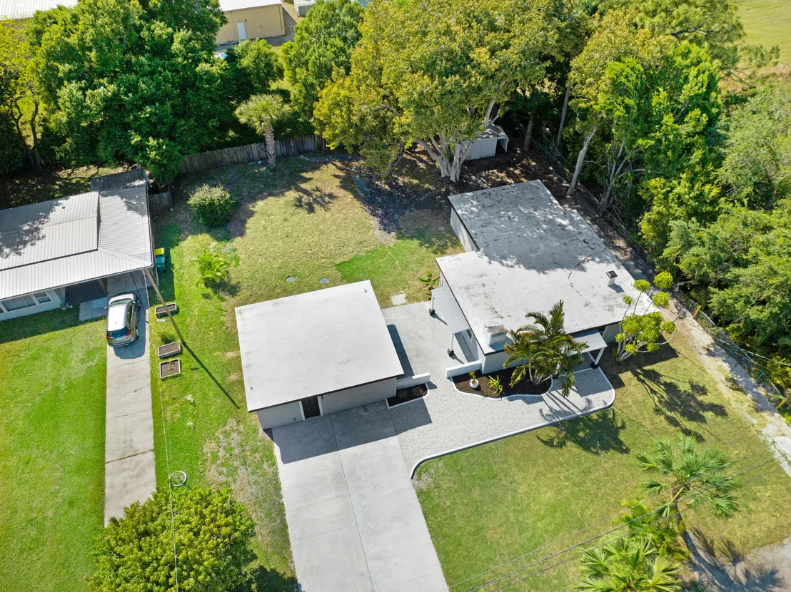 Photo of 447 Helen Street