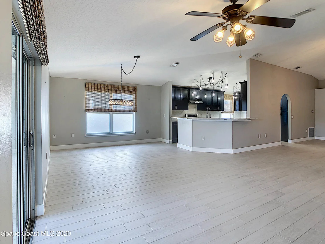 Photo of 4187 Four Lakes Drive
