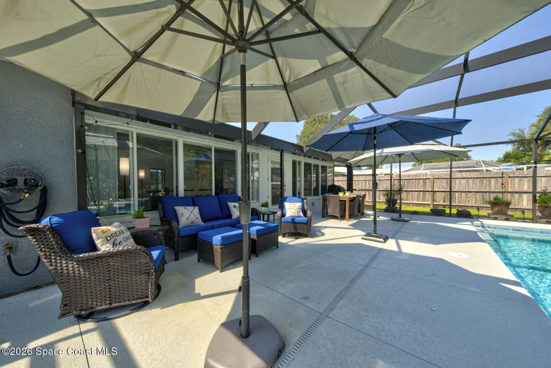 Photo of 6520 Adrian Street