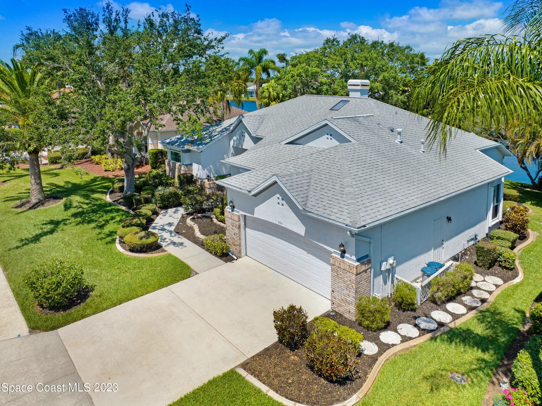 Photo of 954 Somerset Lane