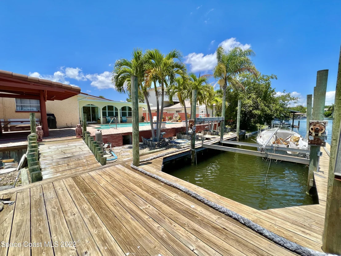 Photo of 16 Sloop Drive