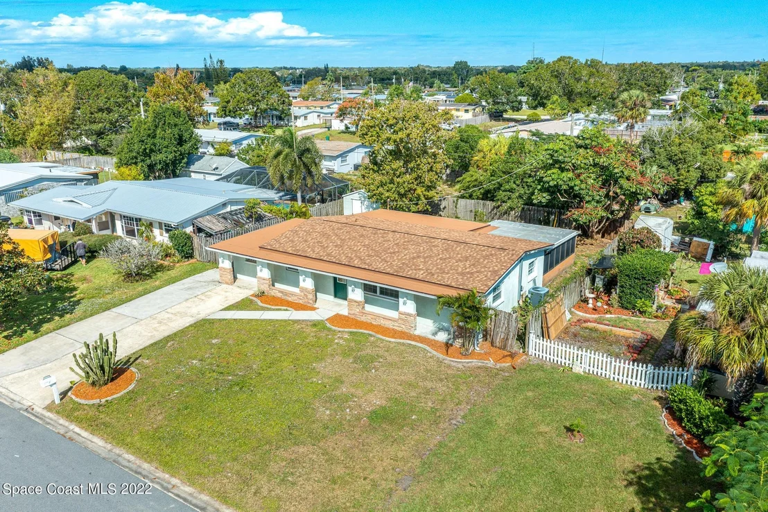 Photo of 2558 Sadler Lane