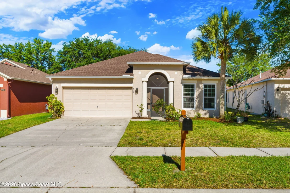 Photo of 851 Benton Drive