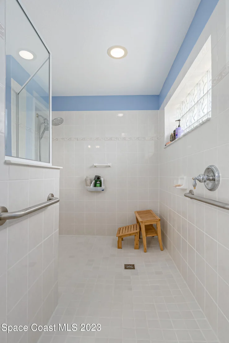 Photo of 6988 Mcgrady Drive