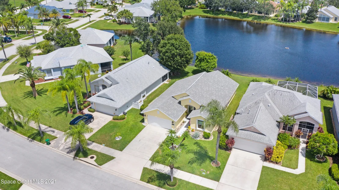 Photo of 2589 Addington Circle