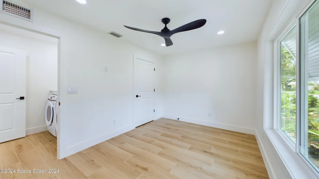 Photo of 396 Riverview Lane