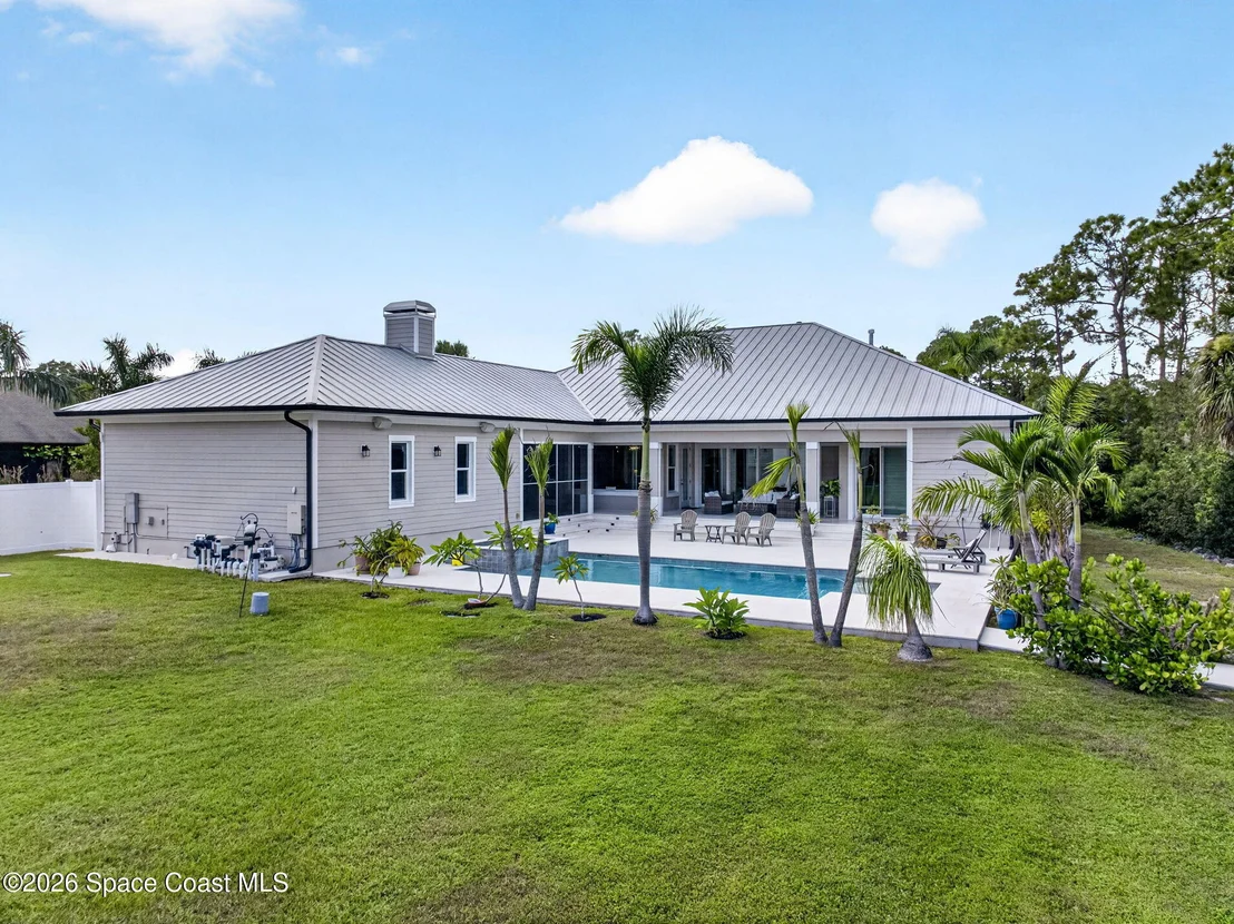 Photo of 3865 Reynolds Road