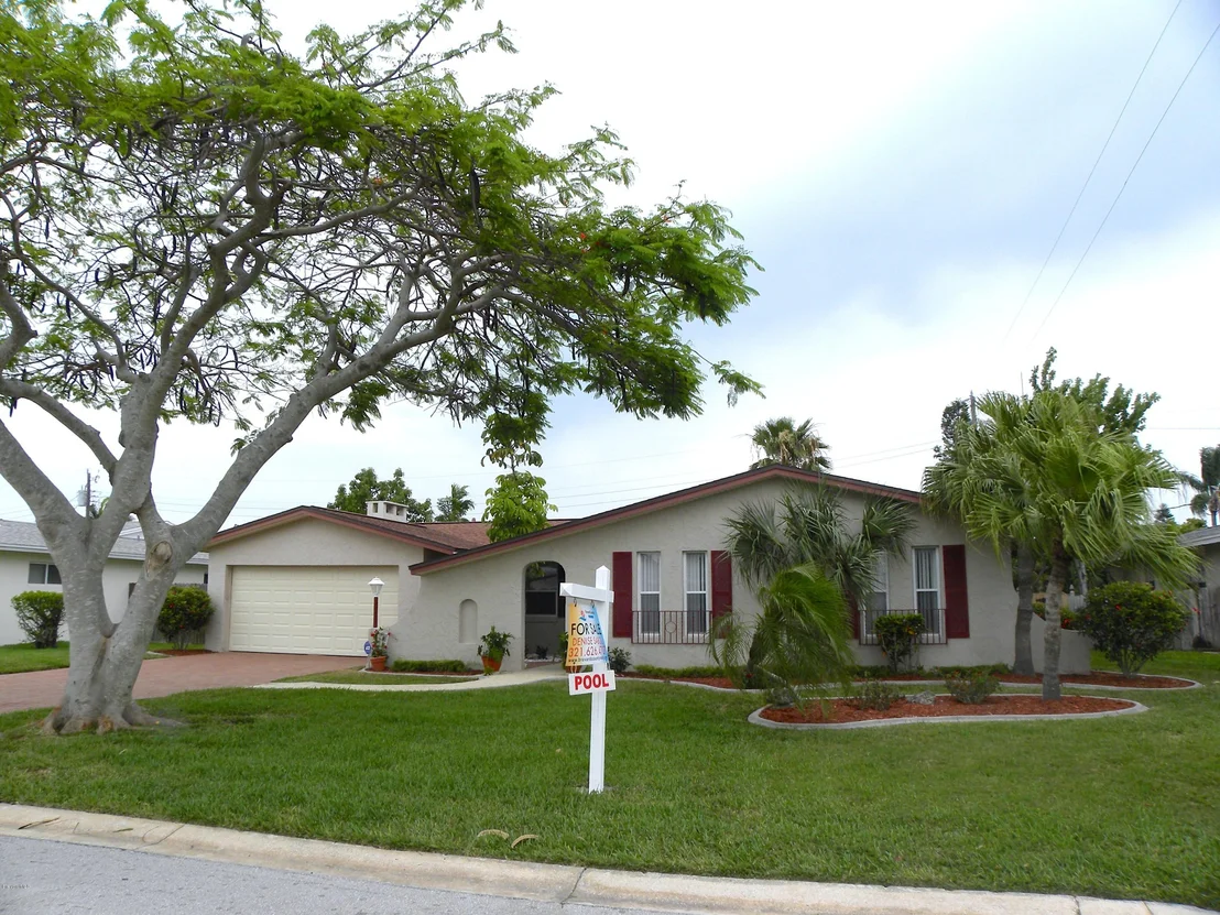 Photo of 308 Dorset Drive