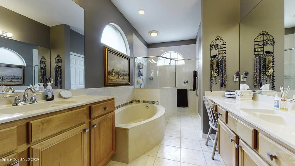Photo of 8221 Simpkins Way