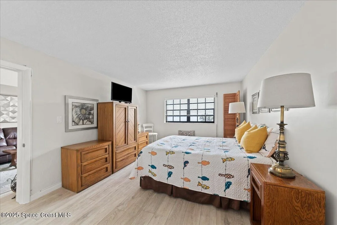 Photo of Unit 303 at 1049 Rockledge Drive