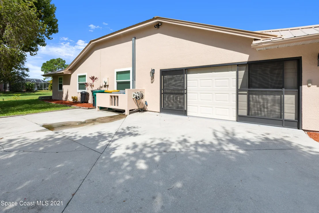 Photo of 3550 Big Pine Road