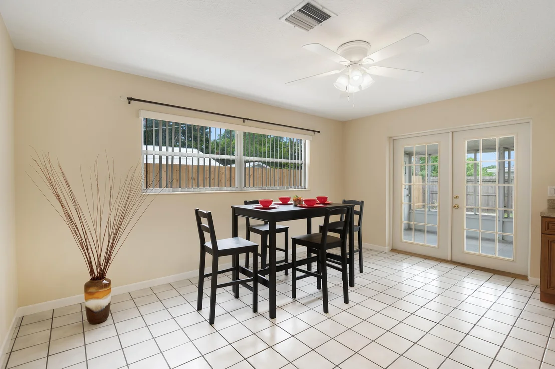 Photo of 2483 Colony Drive