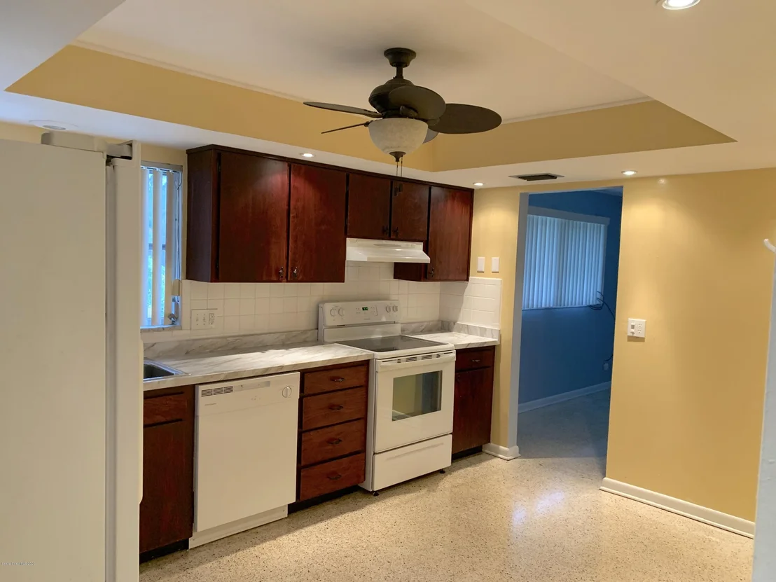 Photo of 302 Glen Ridge Road