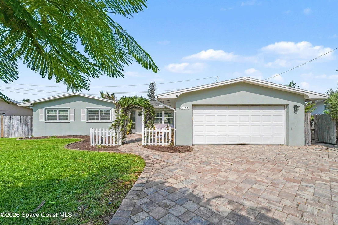 Photo of 2355 Reef Avenue