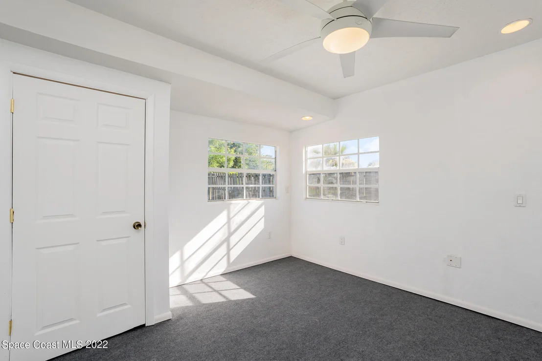 Photo of 1290 Bard Lane NE