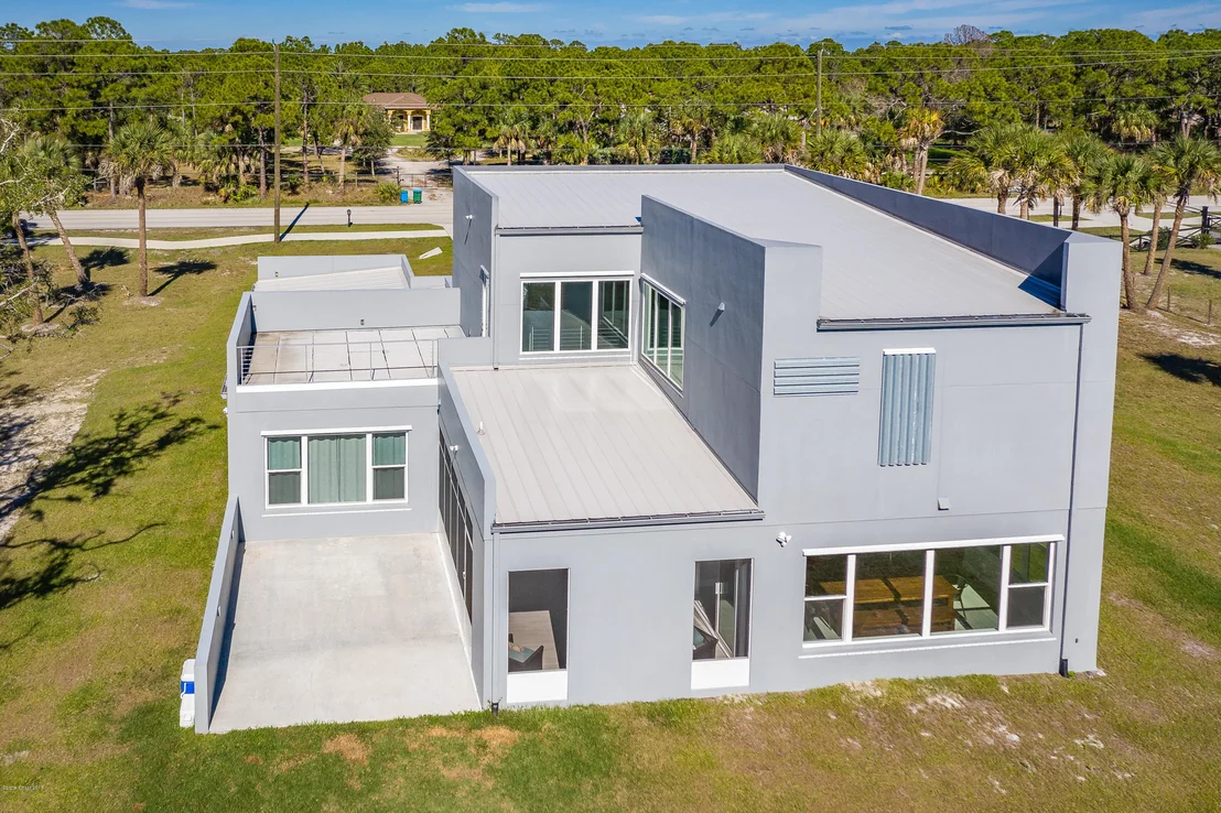 Photo of 3345 Grant Road