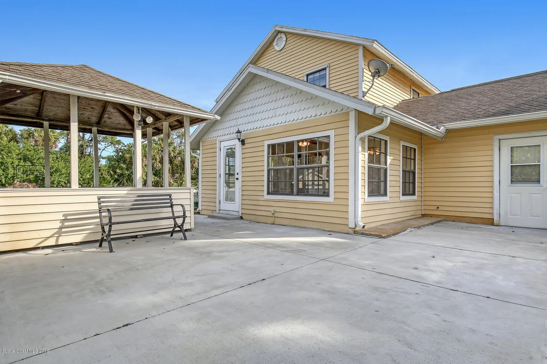 Photo of 4200 Lee Hall Place