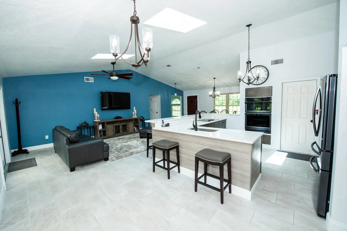 Photo of 4105 Alan Shepard Avenue