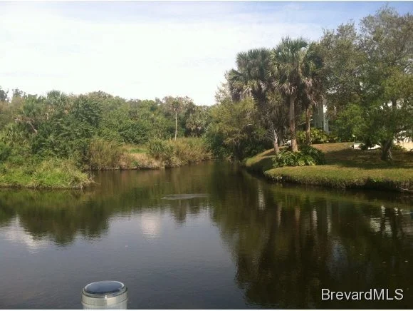 Photo of 2480 S Lewis