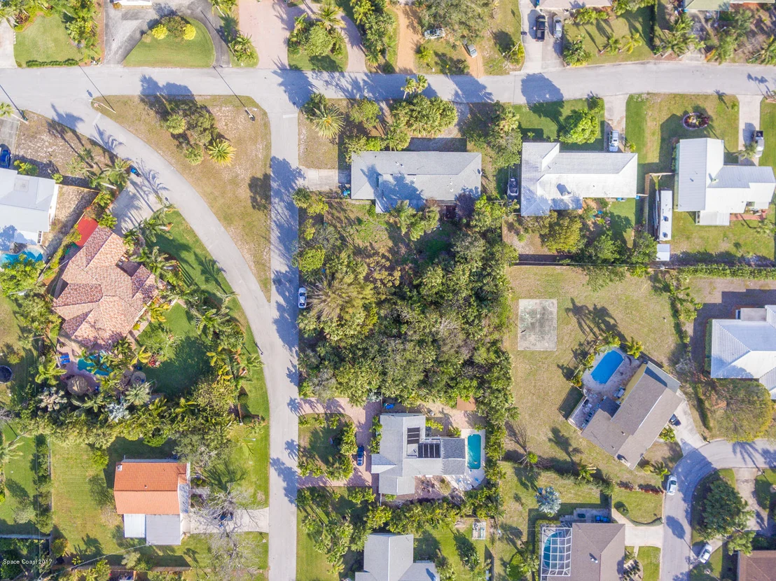 Photo of 403 Poinsettia Road