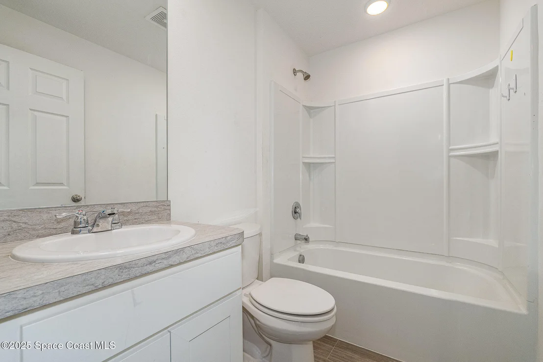 Photo of 2359 Fallkirk Avenue