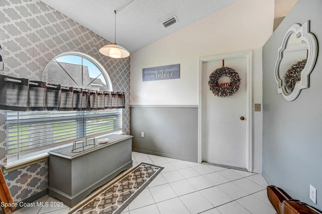 Photo of 6830 Whitetail Court