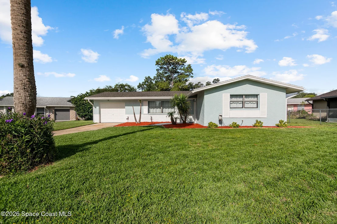 Photo of 2919 Colchester Road