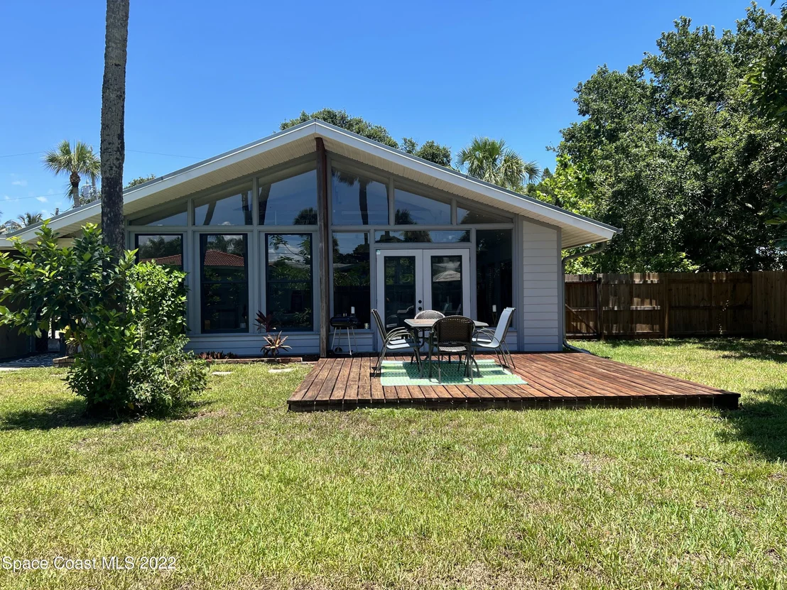 Photo of 142 Antigua Drive