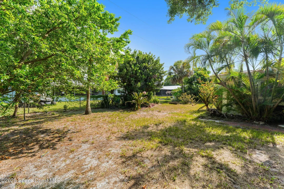 Photo of 215 Southgate Boulevard