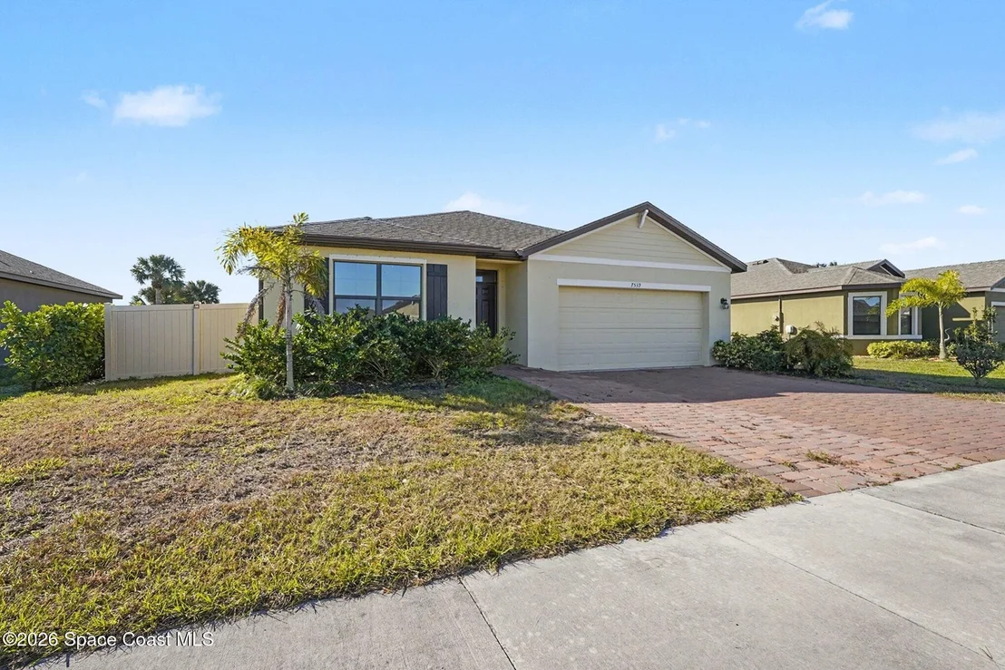 Photo of 7539 Tourmaline Drive