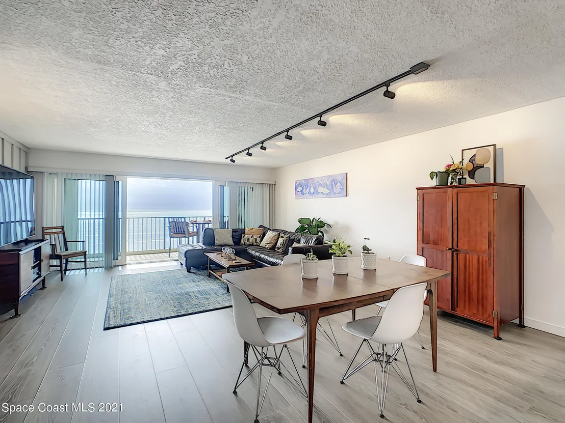 Photo of Unit 412 at 175 Highway A1a