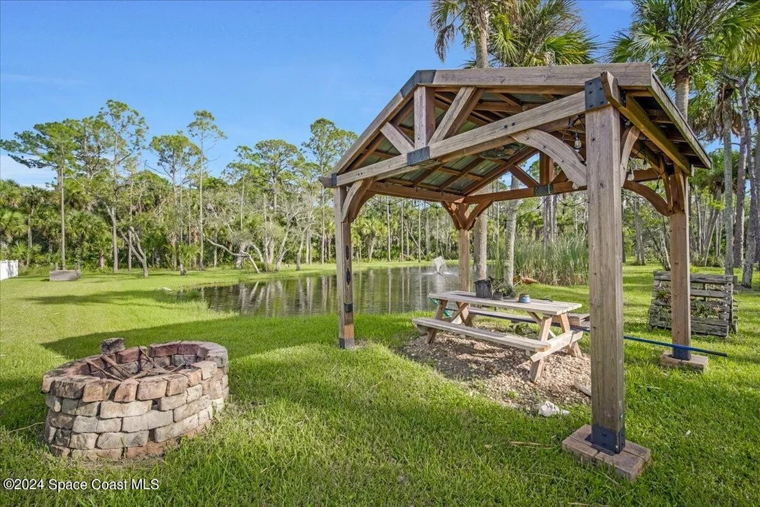 Photo of 1845 Timbers West Boulevard