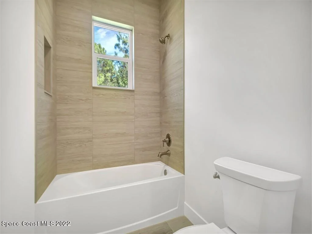 Photo of 7035 Indian River Boulevard