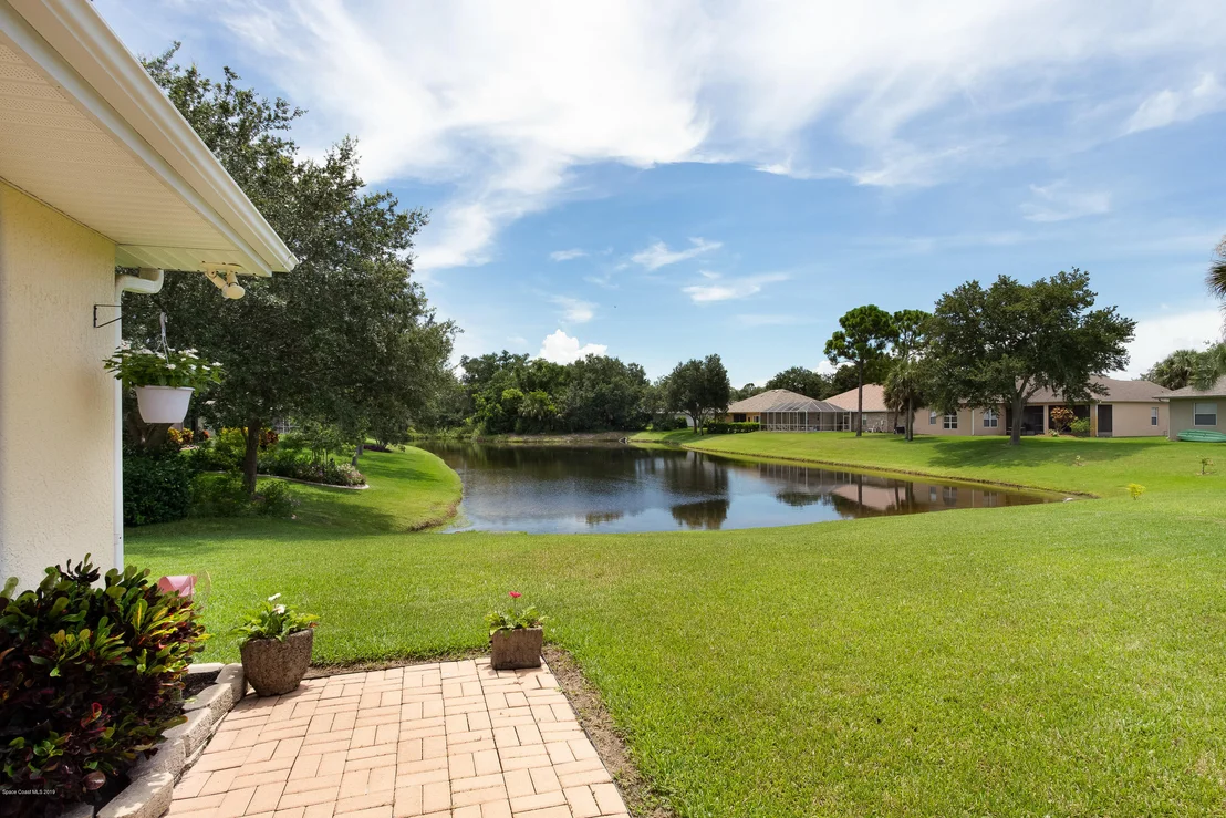 Photo of 1043 Spring Oak Drive