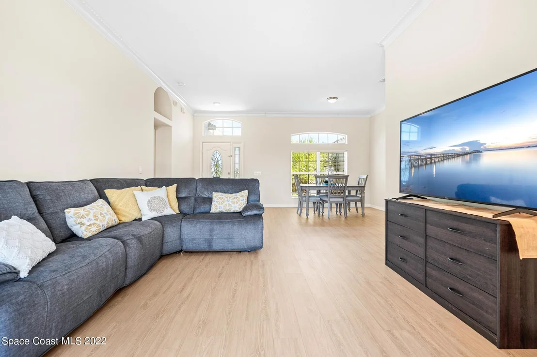 Photo of 3407 Peninsula Circle