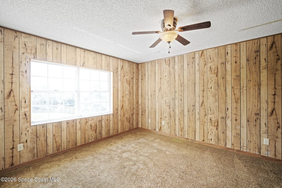 Photo of 945 Bluegrass Lane